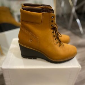 Timberland Women Wedge Boots